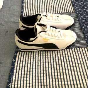 Brand new Puma shoes.